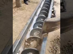 Özelleştirilebilir Vidalı Helezon Konveyör U Şeklinde Vidalı Helezon Konveyör Isıya Dayanıklı Eğimli Talaş Küçük